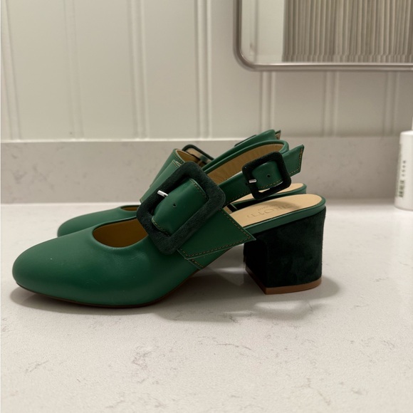 Girotti Green Heeled Mary Jane's - Picture 3 of 7